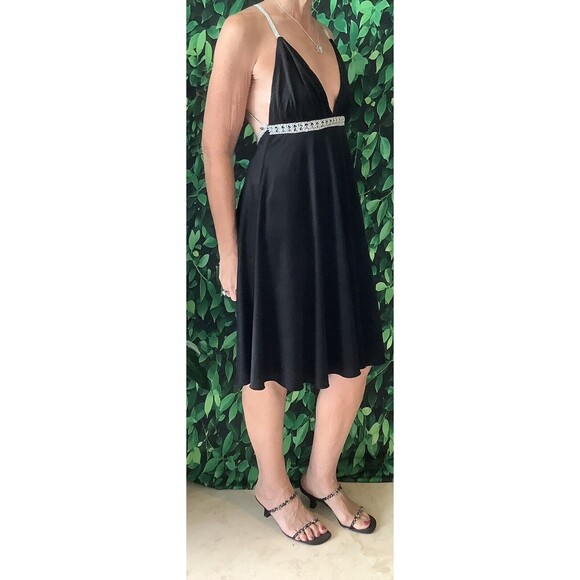 🖤 Black Halo Black Cocktail Dress – Size M w/ Silver Braided Back Tie - Picture 3 of 7